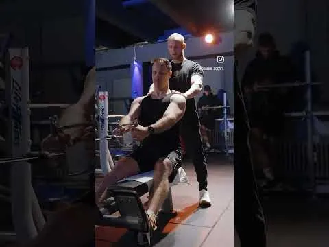 Vorschaubild eines YouTube-Shorts über das Premium Personal Training bei Camp Dörfl